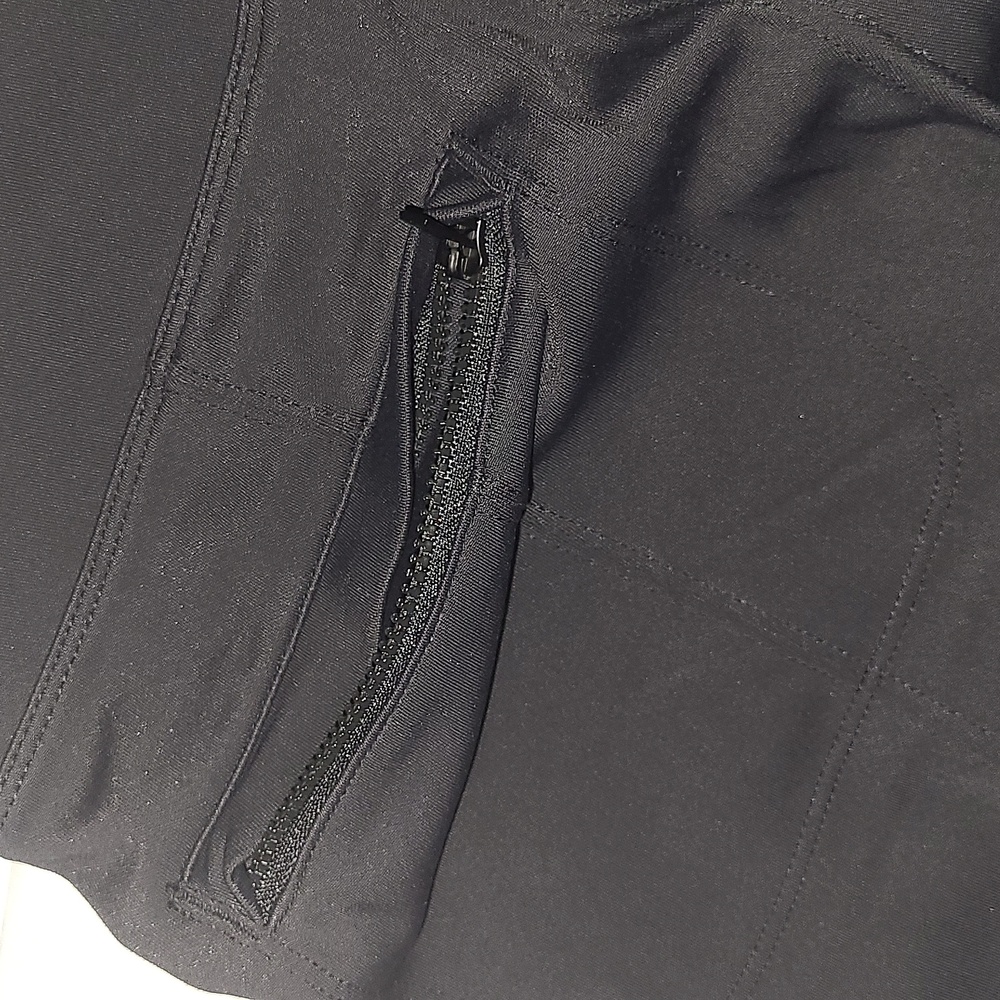 ATHLETA Black Faux Leather  Leggings. Like NEW. Size M. - Picture 4 of 8